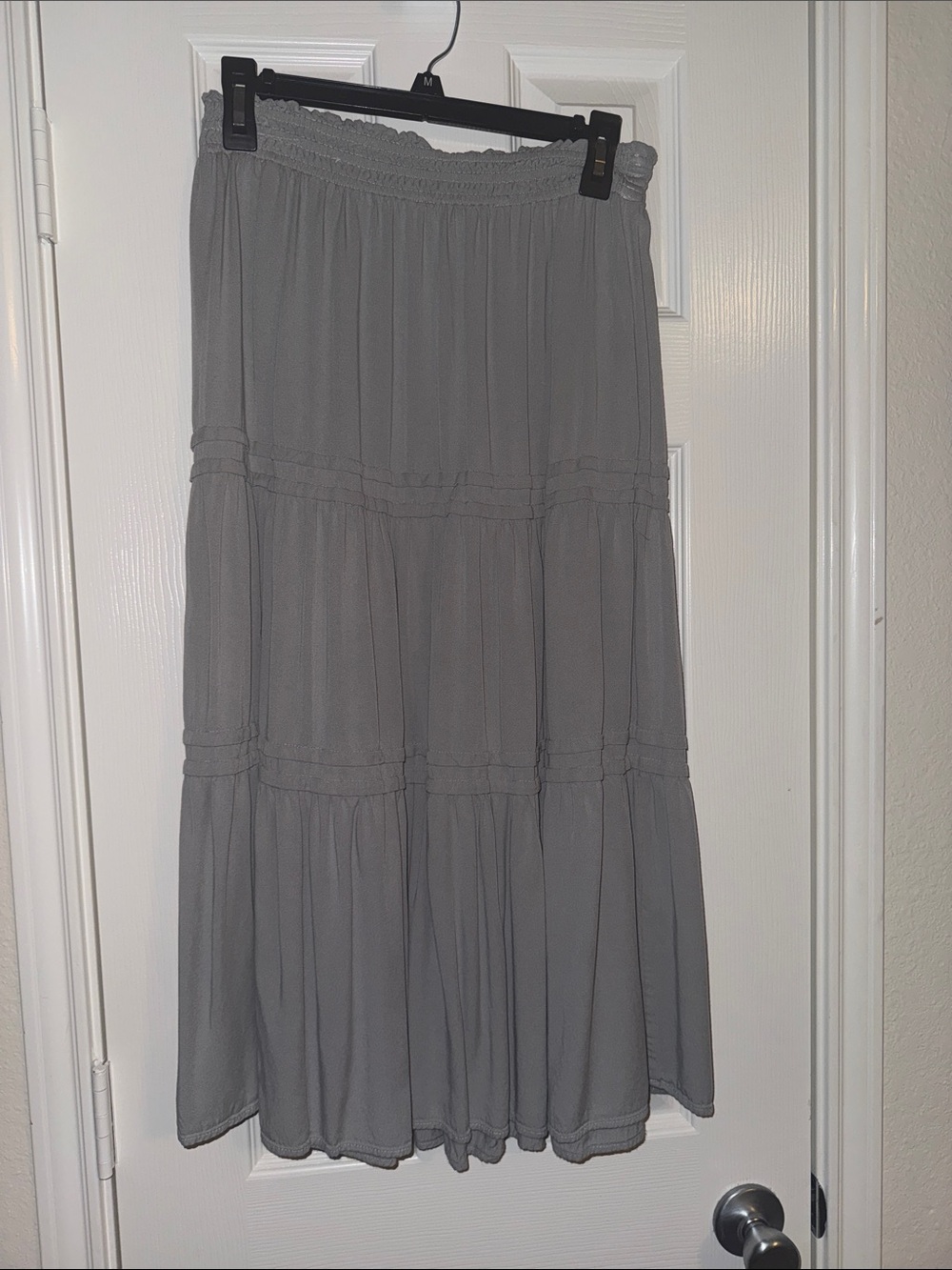 tea n rose Gray Tiered Maxi Skirt